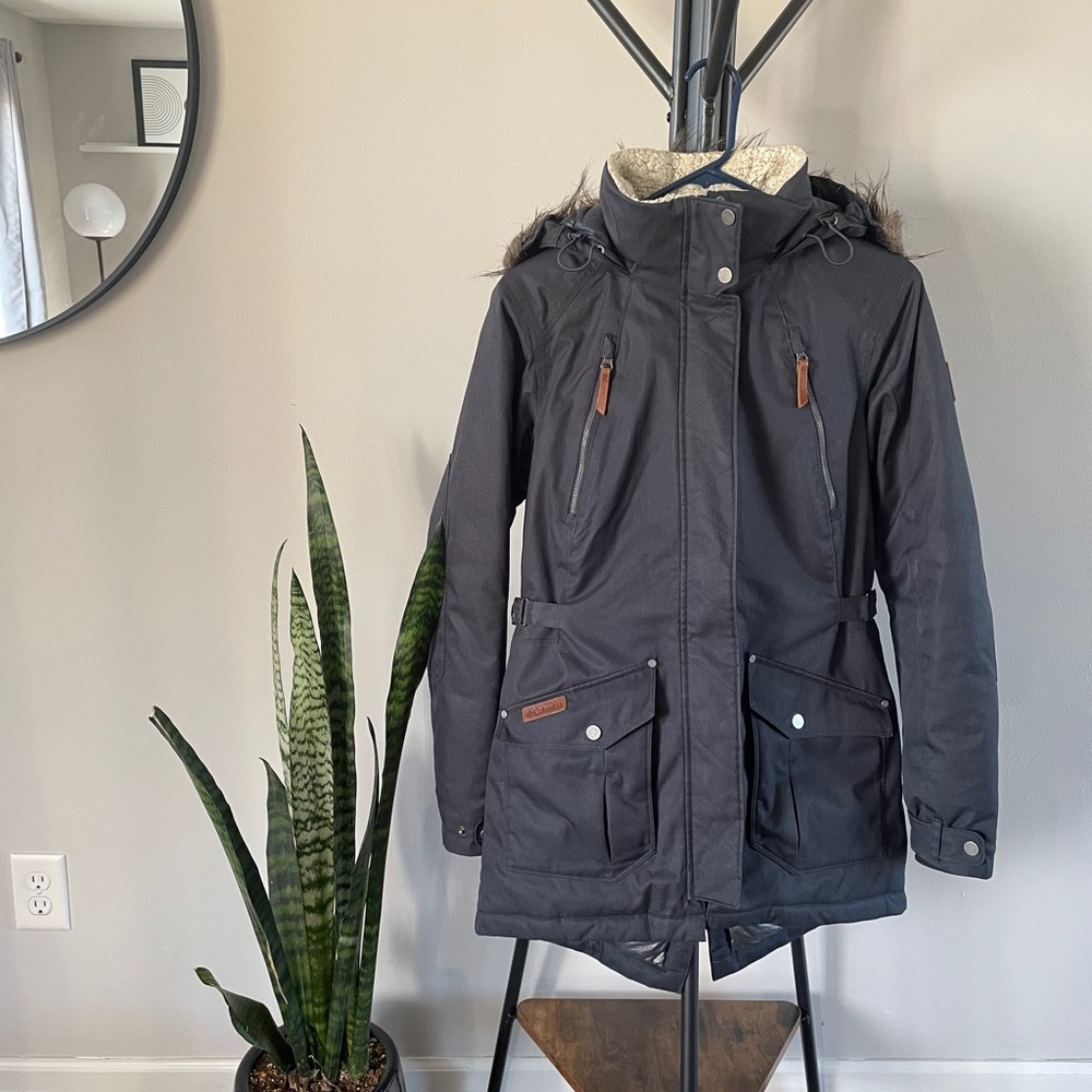 Women's Columbia Barlow Pass 550 Down Parka